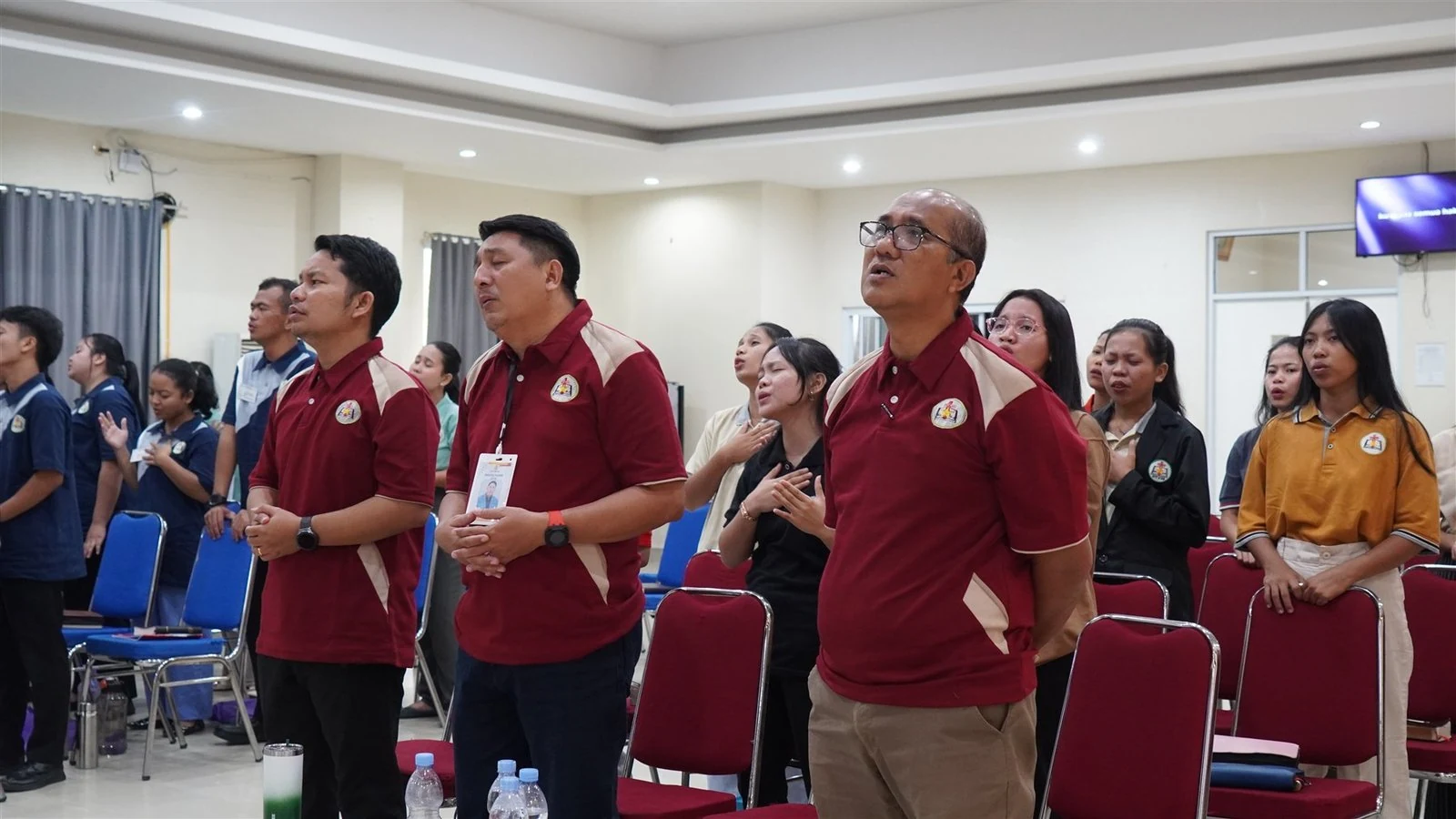 Peserta mengikuti ibadah dalam rangkaian PKKMB STT Star Riau tahun akademik 2026/2027