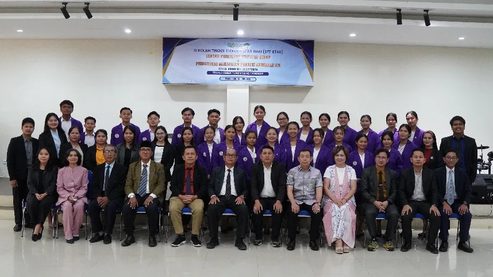 Penutupan Semester Genap STT STAR dan Pengutusan Mahasiswa Praktik Angkatan XVI
